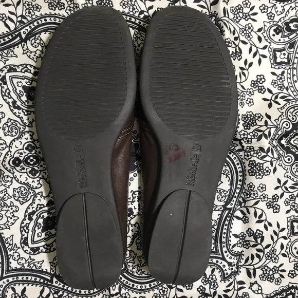 Michelle D Leather Flats - Picture 2 of 8